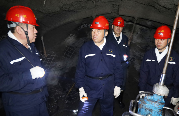 深入贯彻中央八项规定精神 优化企业干部队伍梯队建...